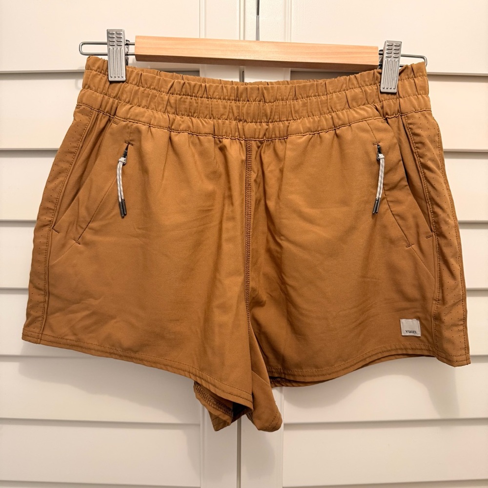 Vuori Women's Dash 3” Shorts - Ochre/Dark Gold